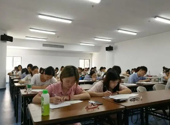 󿼽펟Æ
